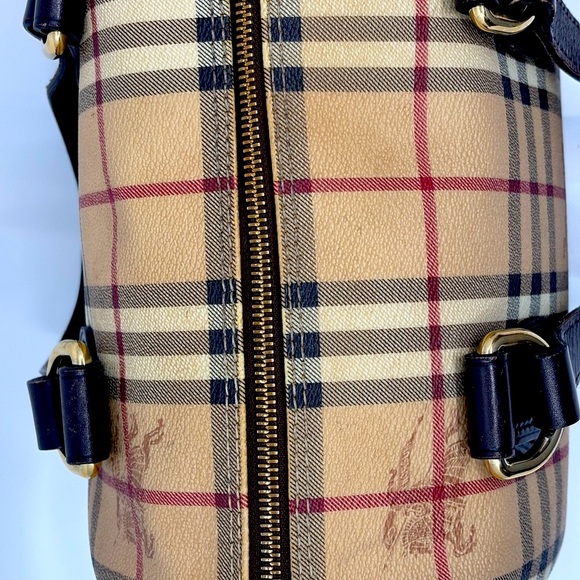 BLACK FRIDAY $149
Burberry Bowling Bag w/ Iconic Check Patter - Picture 14 of 17